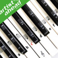 ARTIST AHEAD® Noten Aufkleber für Klavier & Keyboard : Piano Sticker Komplettset für 49 / 61 / 76 / 88 schwarze + weiße Tasten / C-D-E-F-G-A-H (inkl. Anleitung, Holzspatel & Mikrofasertuch) （2023. 2 S. 220 x 285 mm）