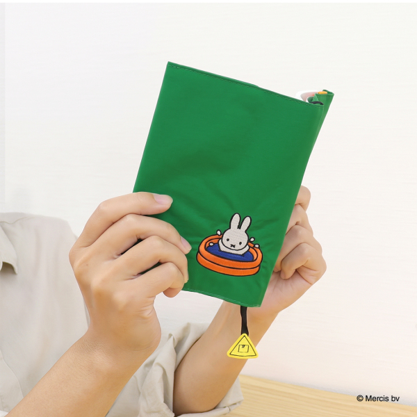 green ブックカバー、スマホポーチ ブックカバー 文庫 ミッフィー グリーン/Book Cover Miffy Green (A6