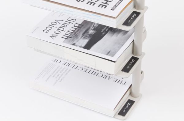 積読ホルダー　グレージュ_5