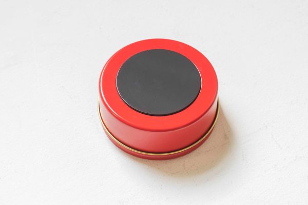 ＴＪ　ＭＯＯＫ　リンネル特別編集<br> 牛乳石〓「カウブランド赤箱」限定缶ＢＯＯＫ_5