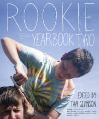 ＲＯＯＫＩＥ　ＹＥＡＲＢＯＯＫ 〈ＴＷＯ〉