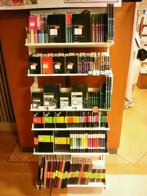 玉川高島屋店 星の王子様 の次は限定版 スヌーピー 本の 今 がわかる 紀伊國屋書店